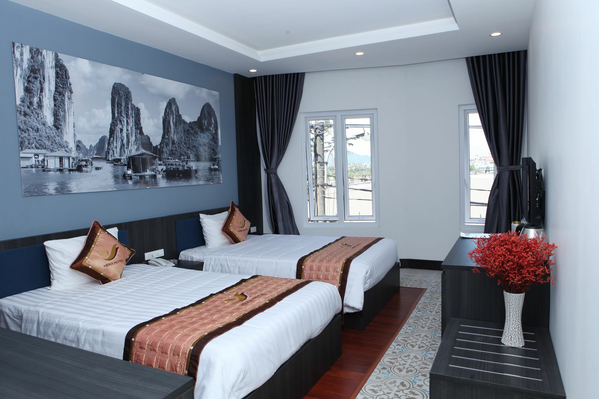 Hera Ha Long Hotel Exteriör bild